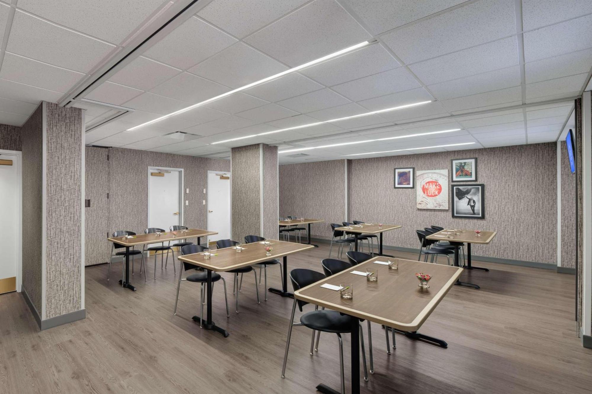 Fairfield Inn And Suites Chicago Downtown/ Magnificent Mile Ngoại thất bức ảnh