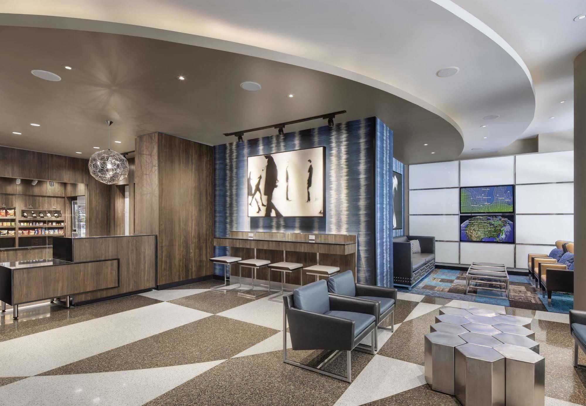 Fairfield Inn And Suites Chicago Downtown/ Magnificent Mile Ngoại thất bức ảnh